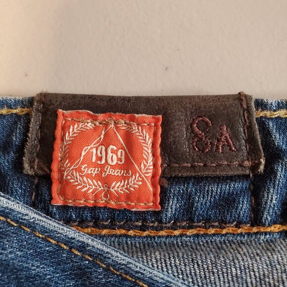 GAP 1969 SZ 8 Ankle Bootcut Low-rise Distressed 5-Pocket Blue Jeans - Picture 4 of 10